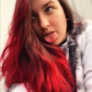 Meet your Posher, Dakota